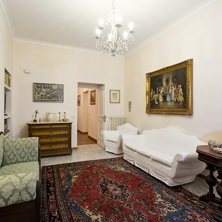 Fontana De Trevi Apartment Rome Ruang foto