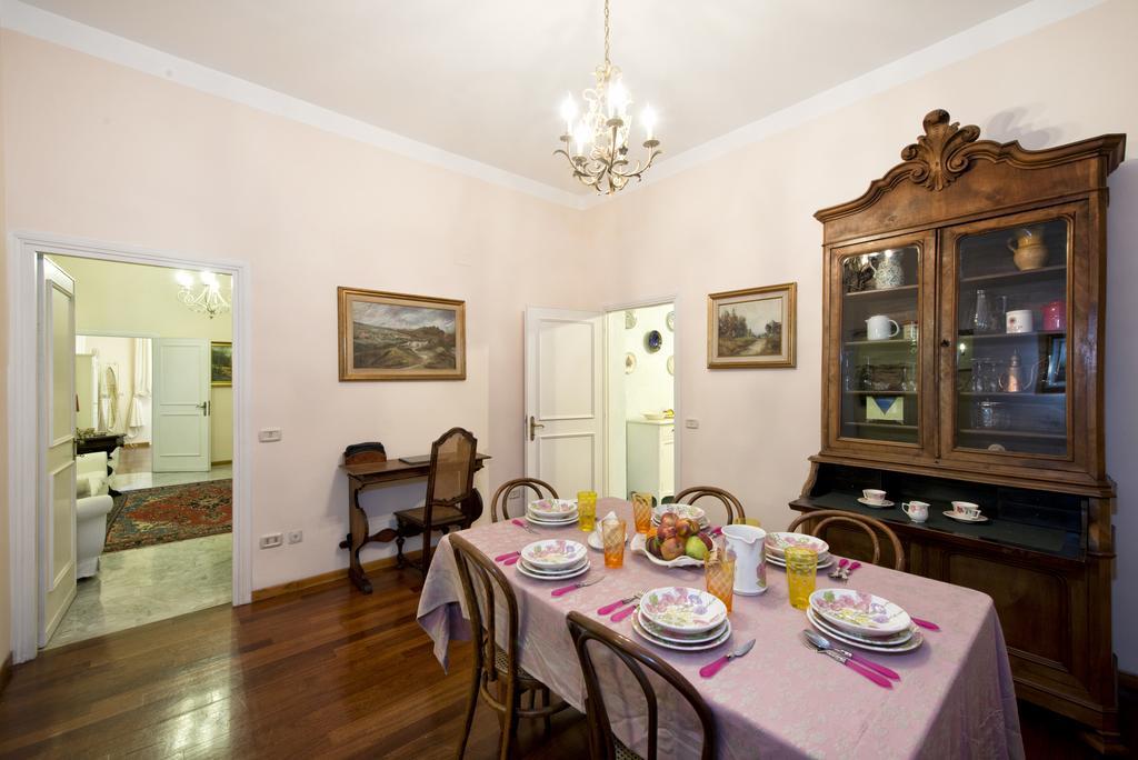 Fontana De Trevi Apartment Rome Ruang foto